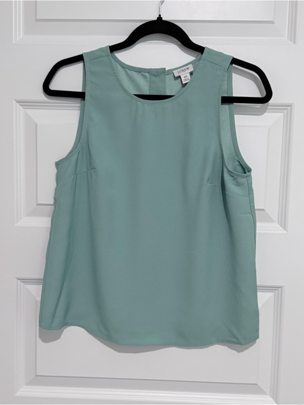 J. Crew Mint Green Sleeveless Shell Top Size XS